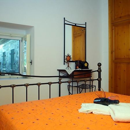 Menelia Cottage Platístoma Camera foto